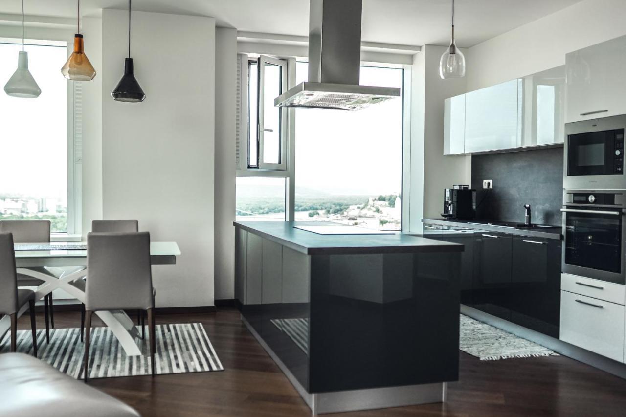 Voir Apartment * Pressburg